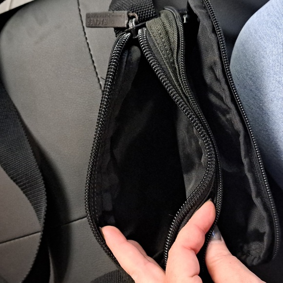 Utility bag - Picture 2 of 3